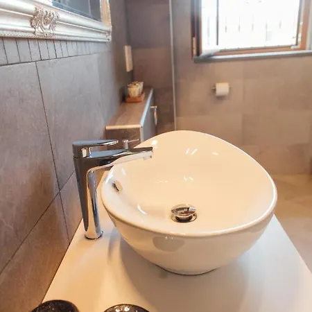 Country Chic Pistoia-casa In Campagna Giardino, Parking * Pistoia