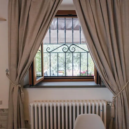 Country Chic Pistoia-casa In Campagna Giardino, Parking