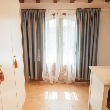 Country Chic Pistoia-casa In Campagna Giardino, Parking Holiday home Pistoia