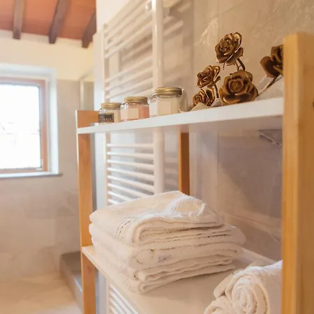 Country Chic Pistoia-casa In Campagna Giardino, Parking * Pistoia
